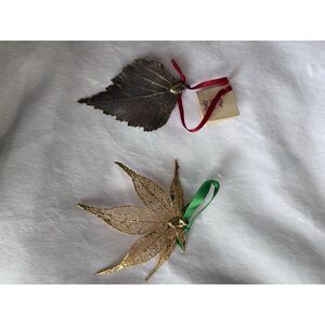 Real Japanese Maple Leaf Ornaments Dipped And‎ Preserved In Gold.  2 Shapes 2611